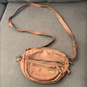 Nikita Purse